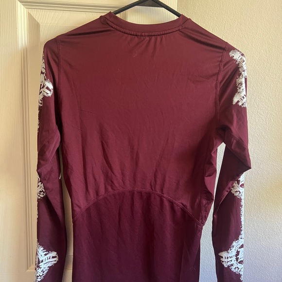 Civil Regime Death Note Maroon Long Sleeve Compression Shirt - Picture 5 of 5